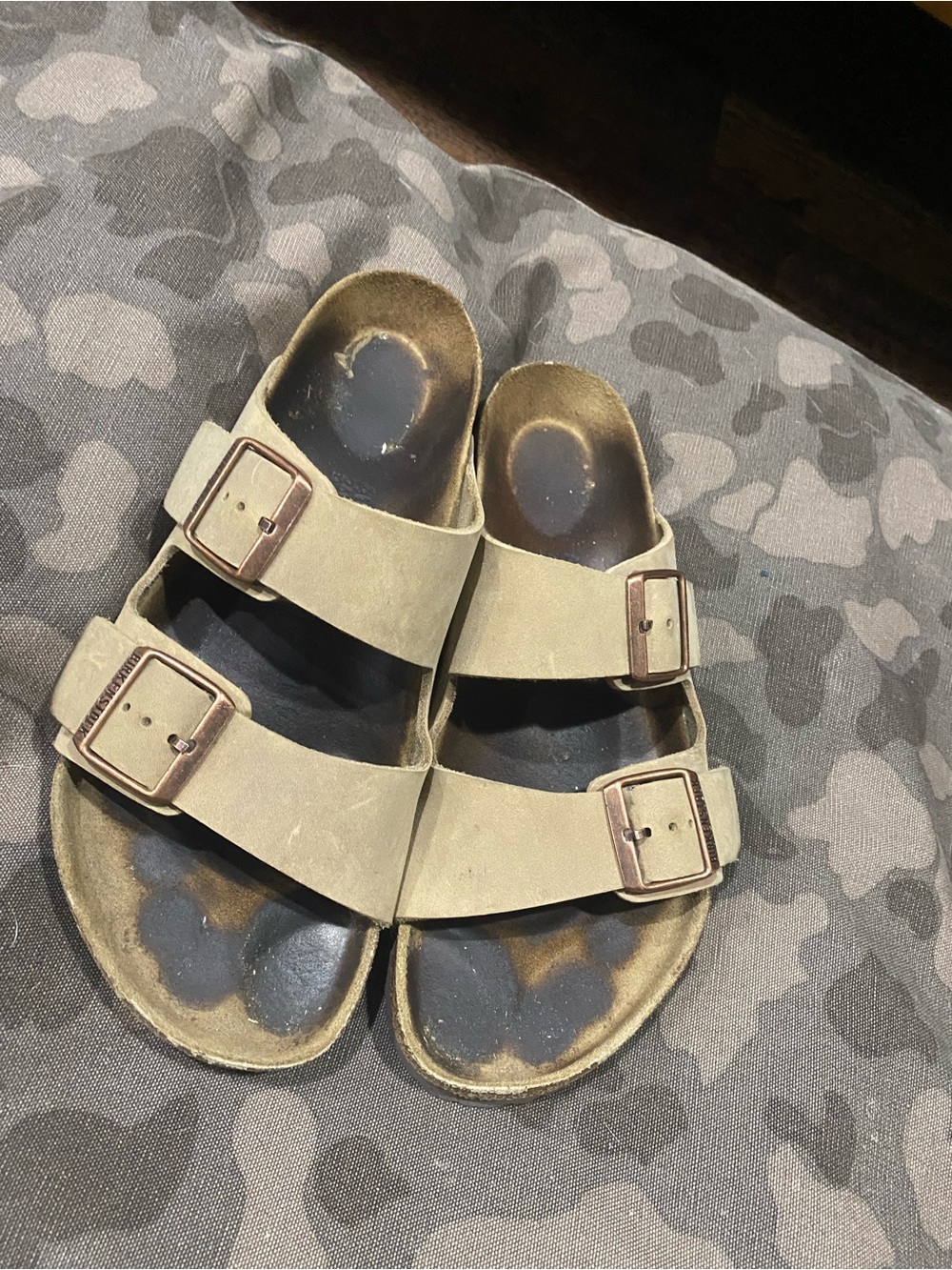 Birkenstocks Buckle Suede Slide Sandals in Light tan